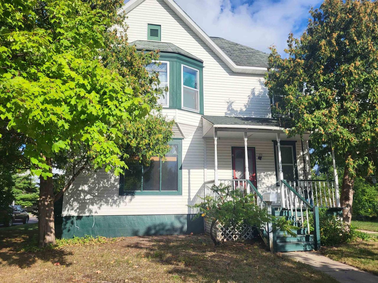 Property Photo: 702 South Adams Street WI 53950