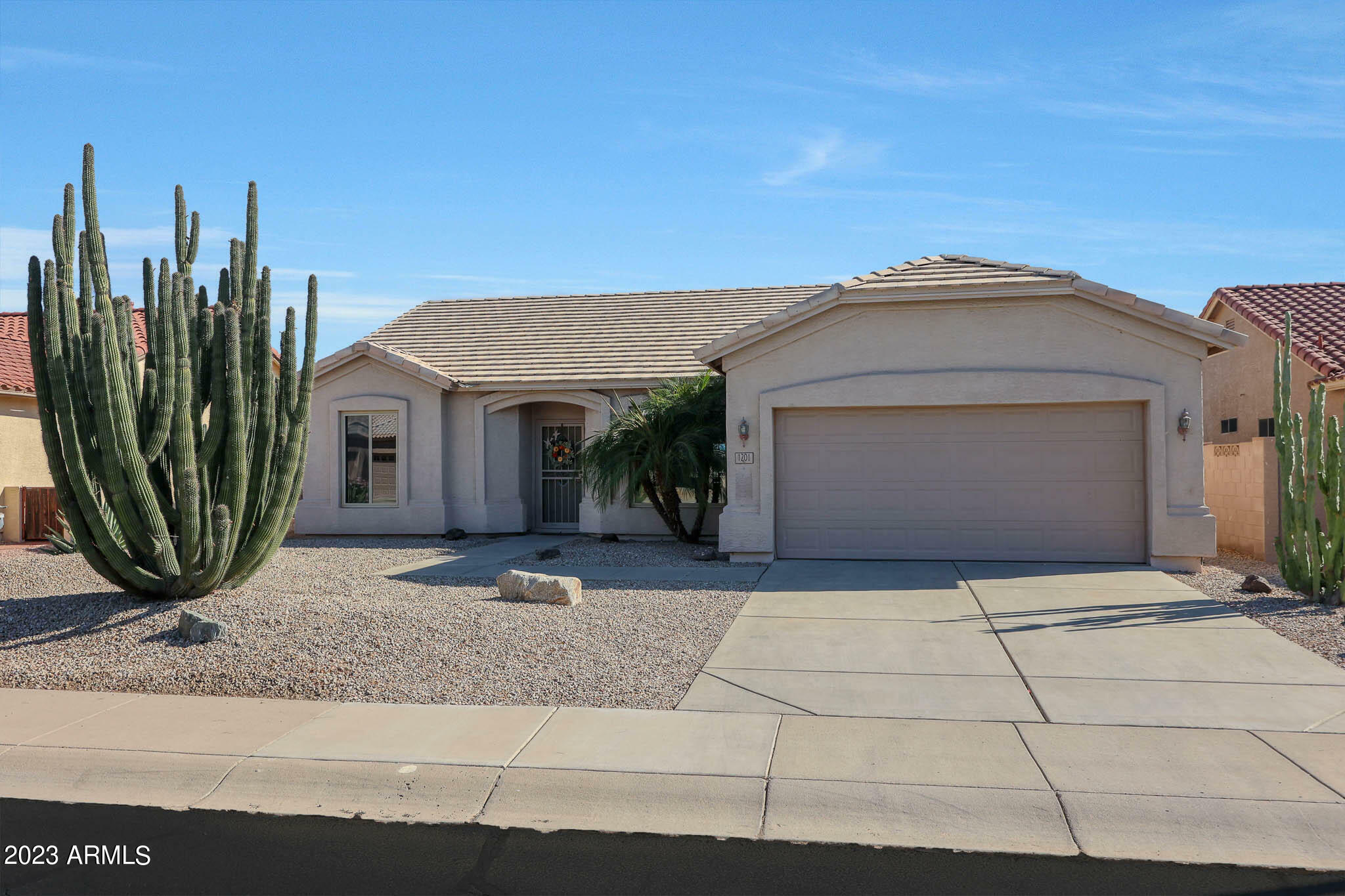 Property Photo:  1201 E Torrey Pines Lane  AZ 85249 