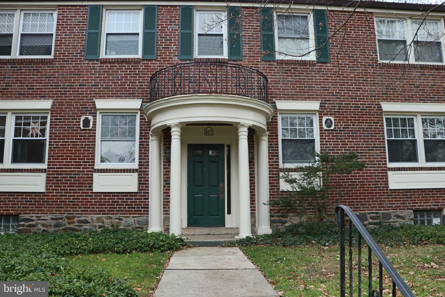 Property Photo: 500 E Lancaster Avenue 107B PA 19087