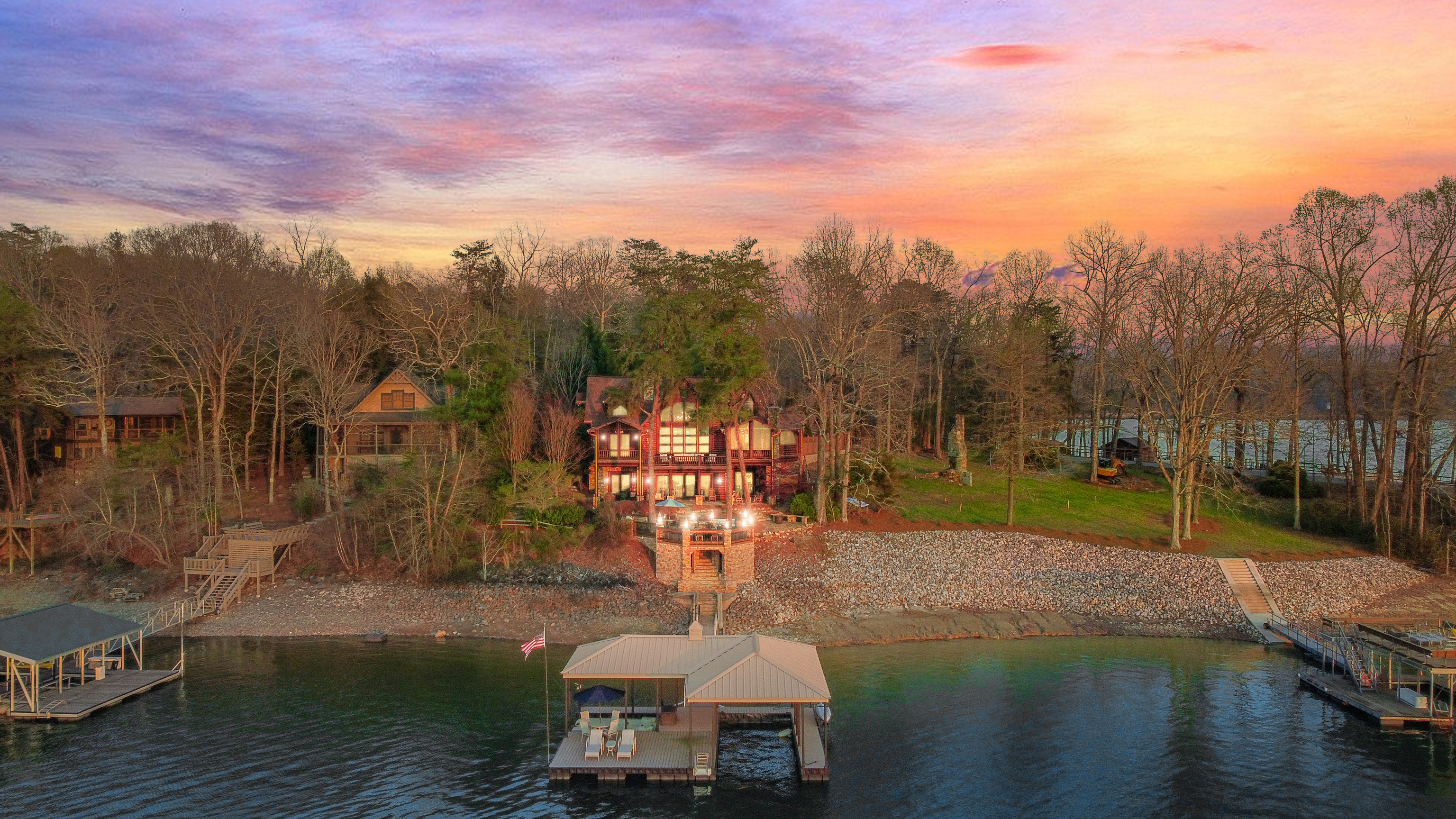 Property Photo:  686 Lake Drive  GA 30560 