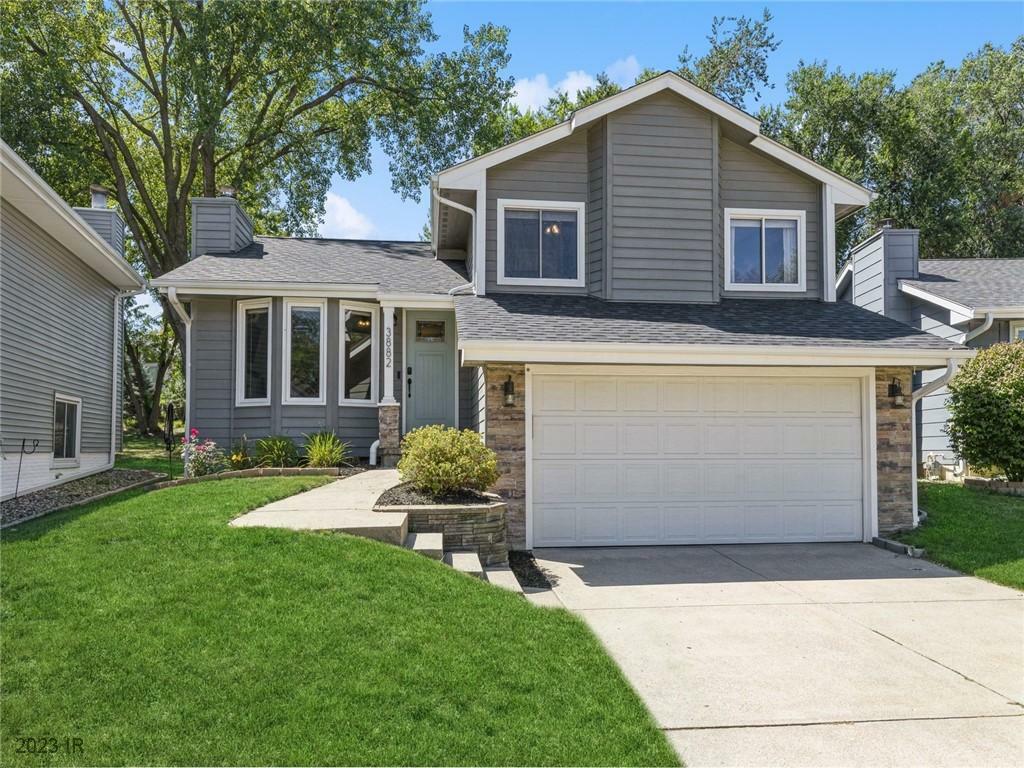3882 92nd Drive  Urbandale IA 50322 photo
