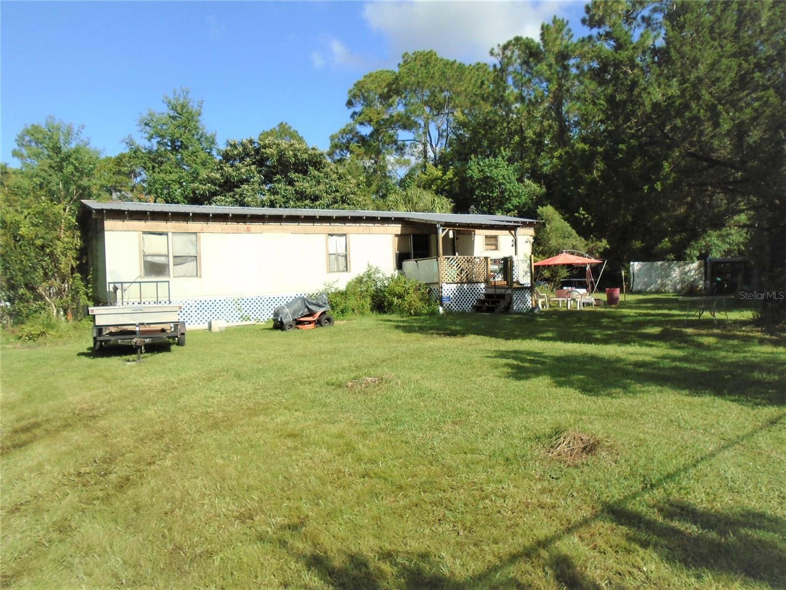 Property Photo:  2577 Avocado Boulevard  FL 32110 