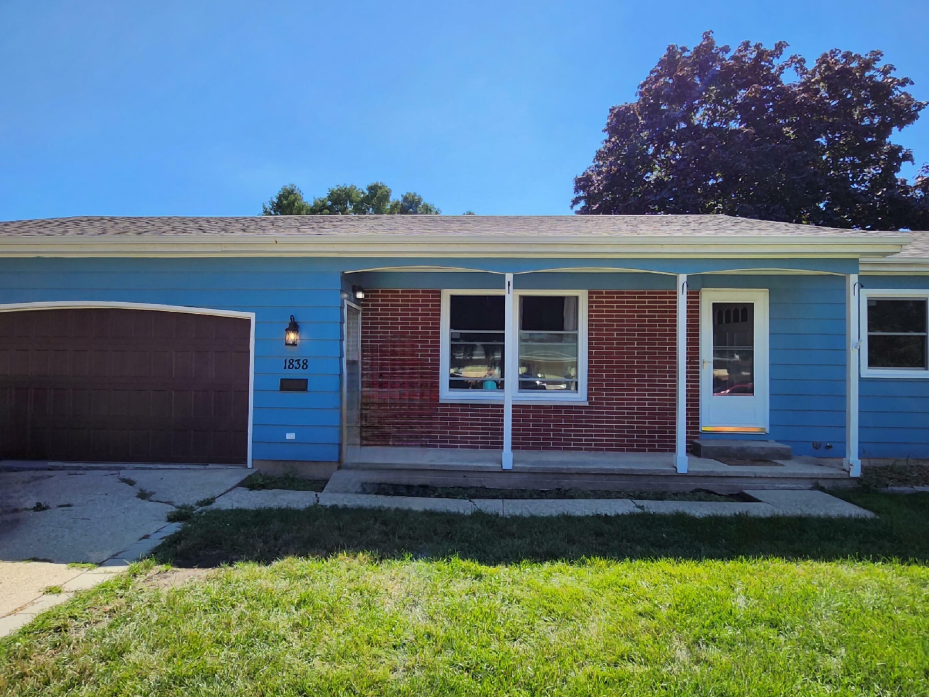 Property Photo:  1838 Roxbury Rd  WI 53545 