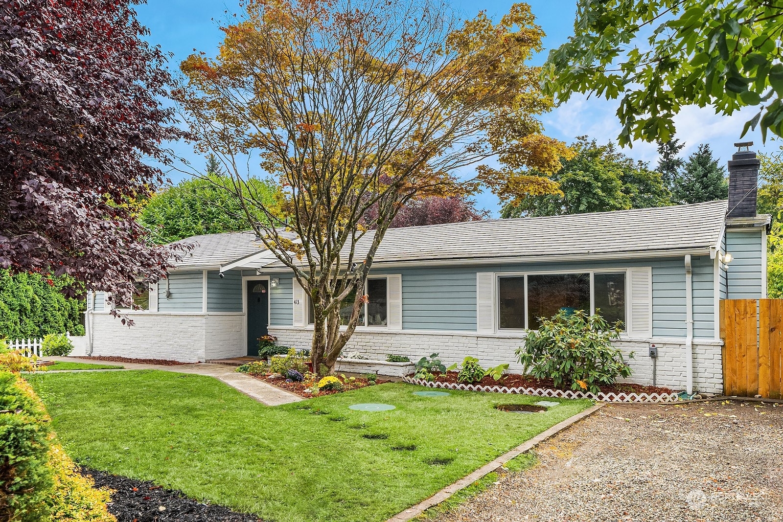Property Photo: 413 SW 305th Street WA 98023