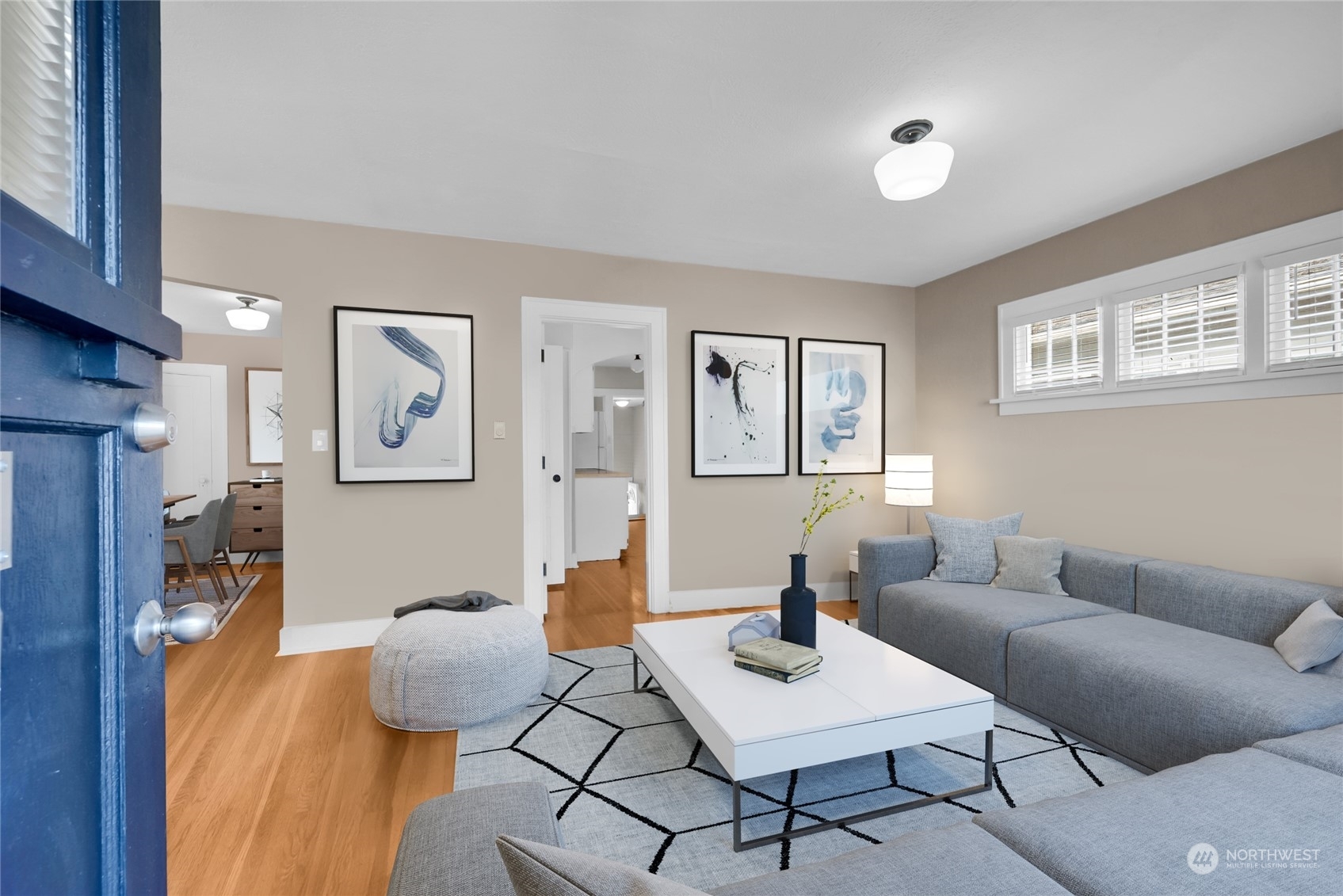 Property Photo: 1314 Broadway Avenue WA 98201