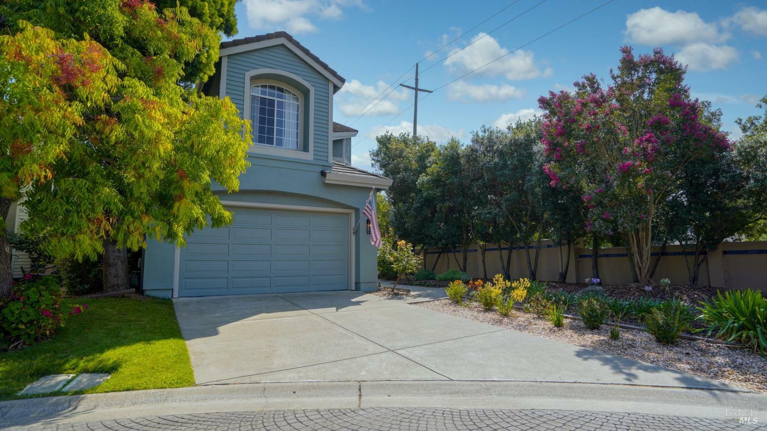 Property Photo:  2 Arrowhead Court  CA 94954 