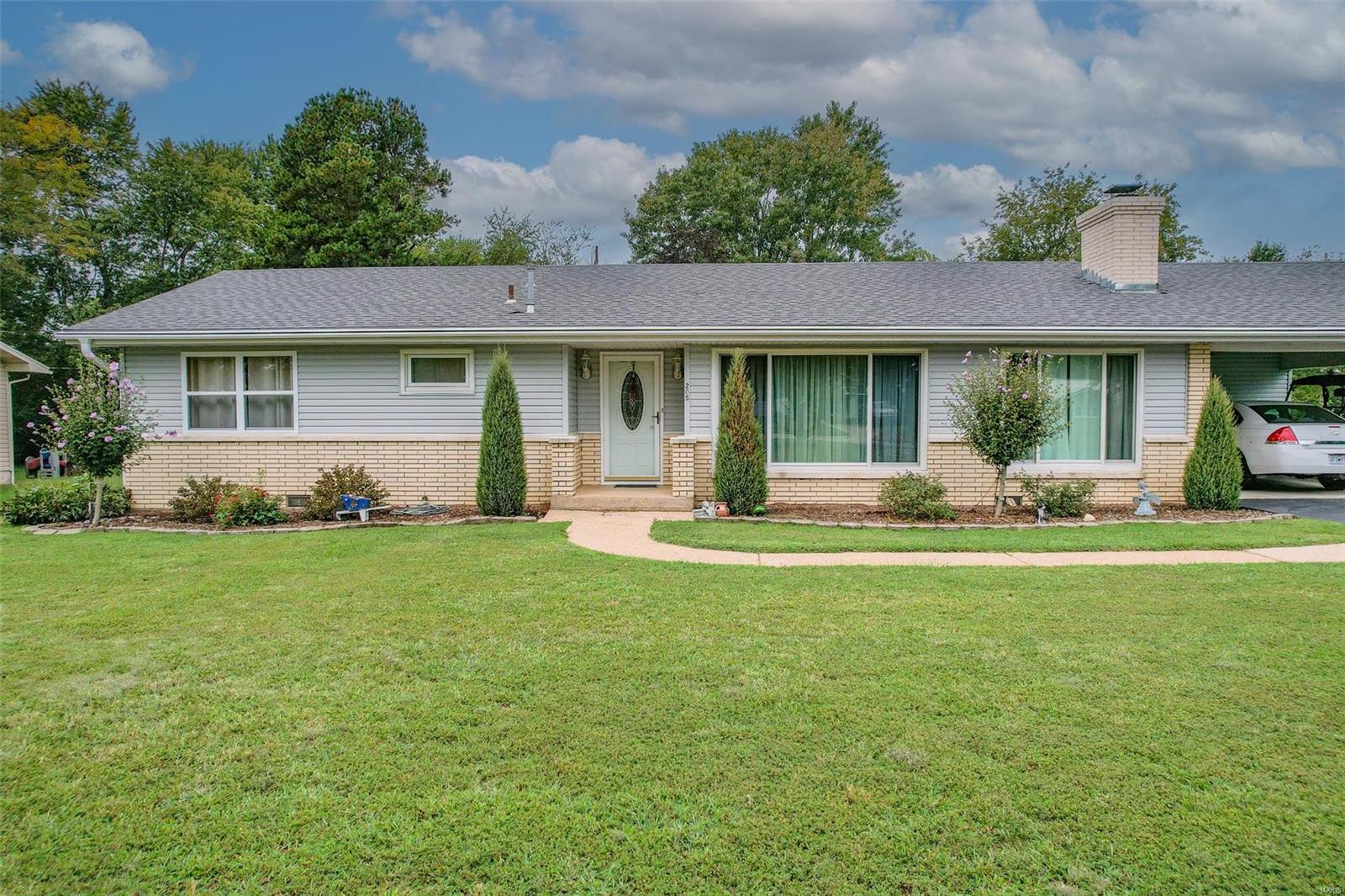 Property Photo:  205 Smith Road  MO 65536 