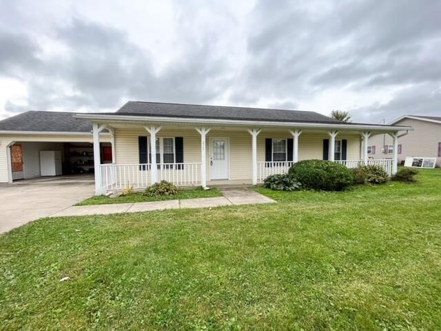 Property Photo: 875 Wesley St OH 44805