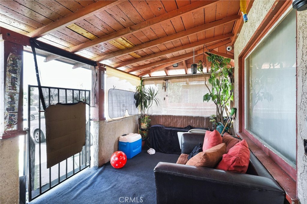 Property Photo: 856 E 115th Street CA 90059