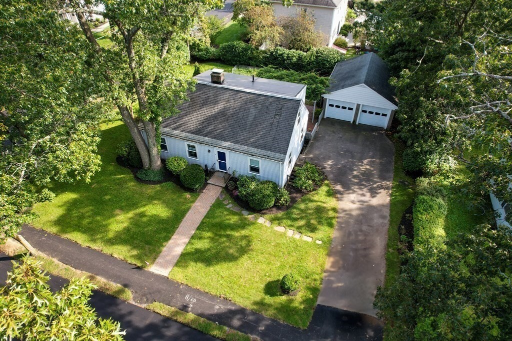 Property Photo: 6 Melvin Road MA 01760