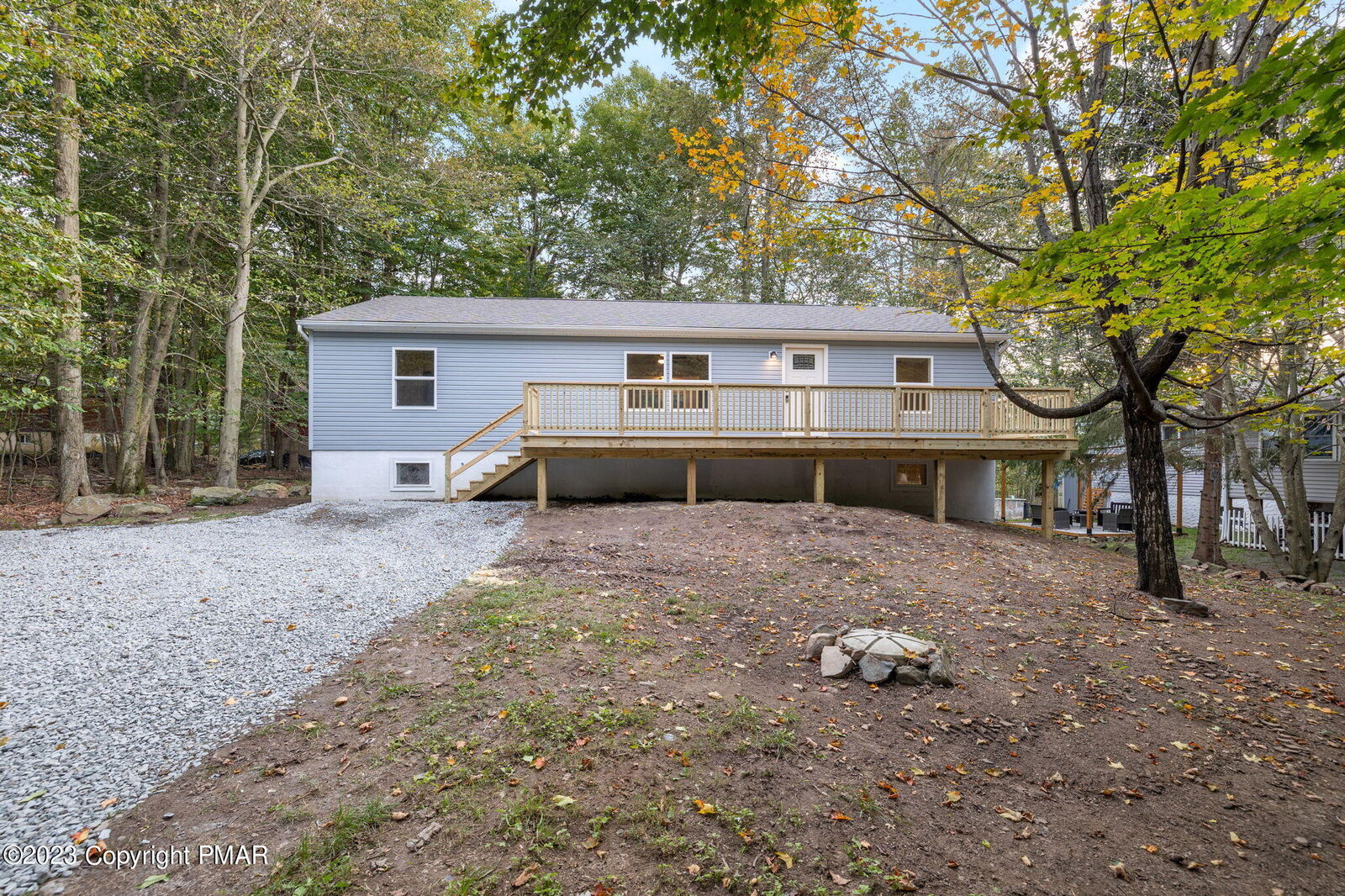Property Photo: 9338 Fairmount Way PA 18466