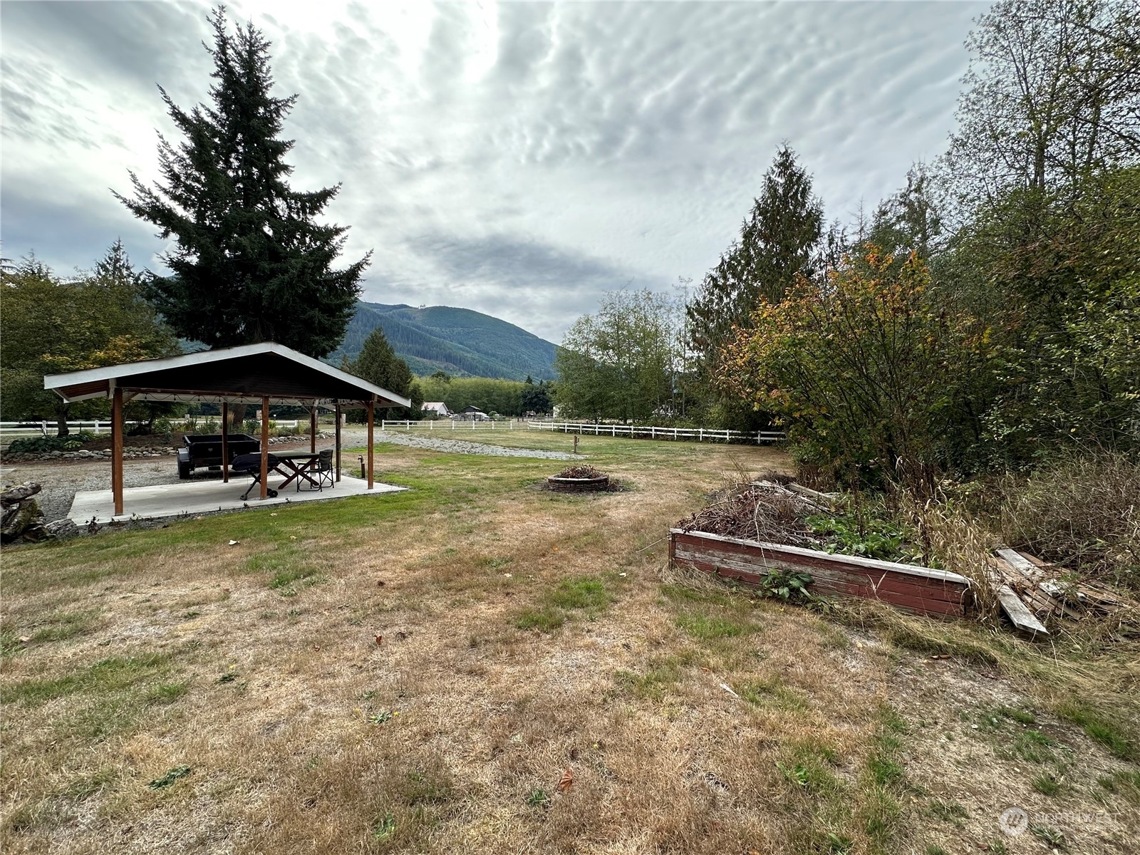 Property Photo:  31981 Rockys Way  WA 98284 