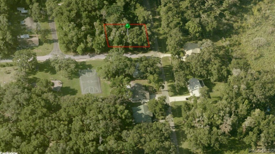 Property Photo:  681 N Woodlake Avenue  FL 34453 