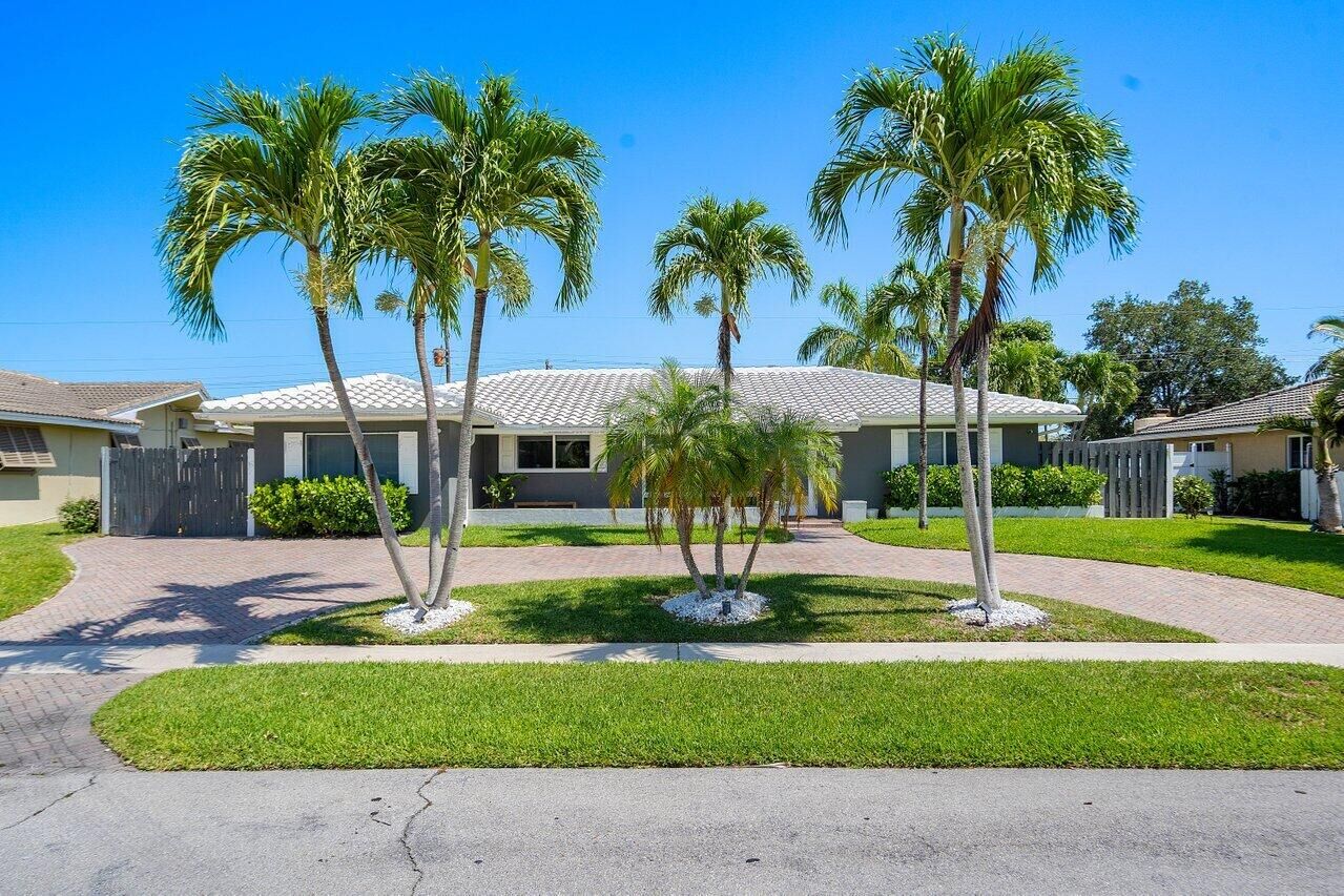 Property Photo:  1351 SW 8th Street  FL 33486 