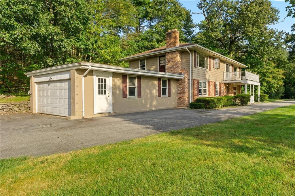 Property Photo: 1720 Tarkiln Rd RI 02830