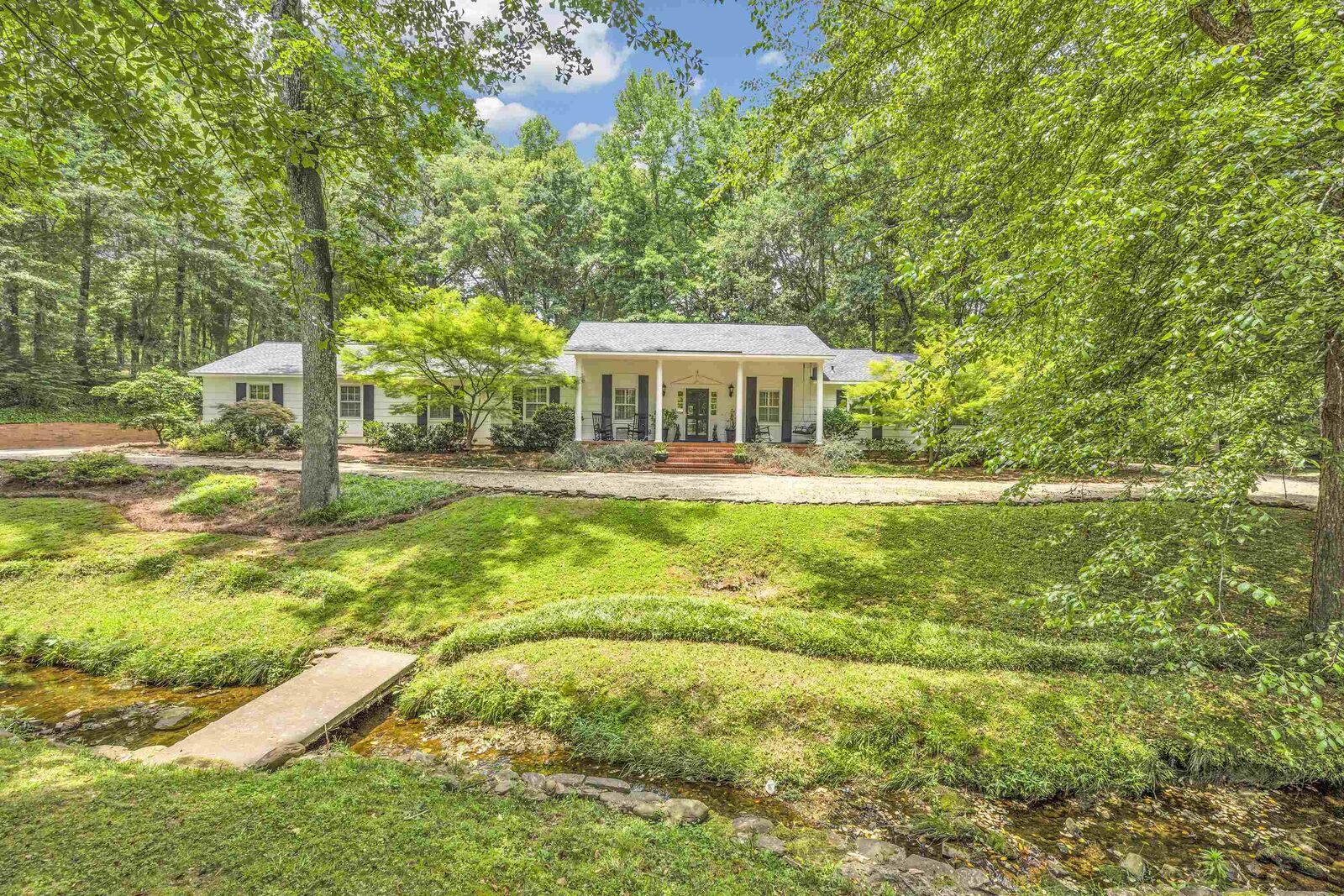 Property Photo: 212 Overland Drive SC 29307