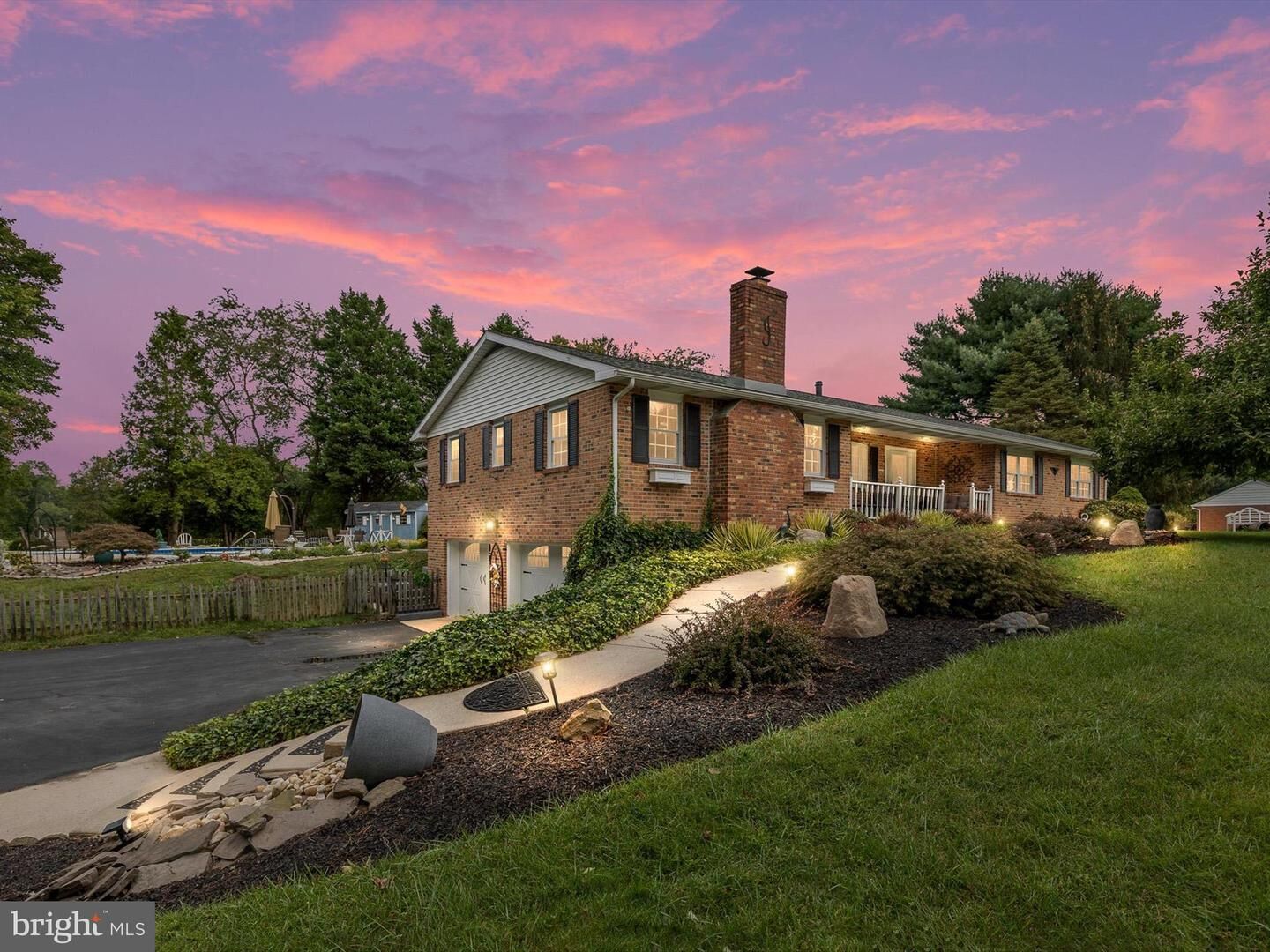 Property Photo:  8 Lyric Drive  DE 19702 