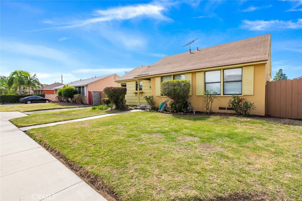 Property Photo:  9314 Homestead Street  CA 90660 