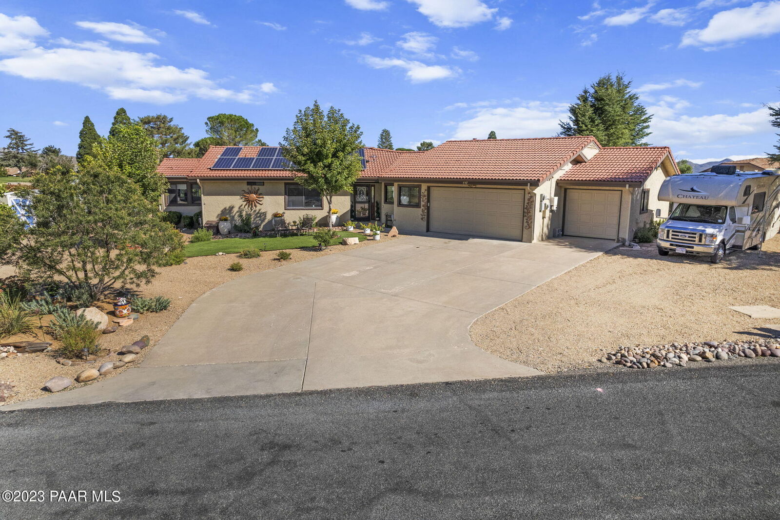 Property Photo:  1017 W Stirrup High Drive  AZ 86327 