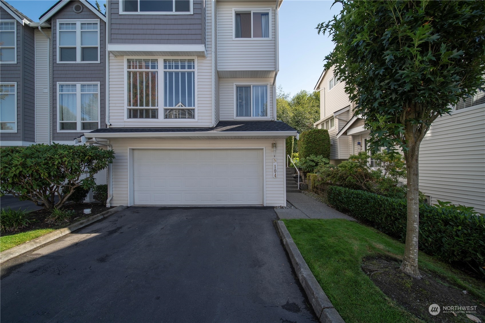 Property Photo: 5500 Harbour Pointe Blvd N104 WA 98275