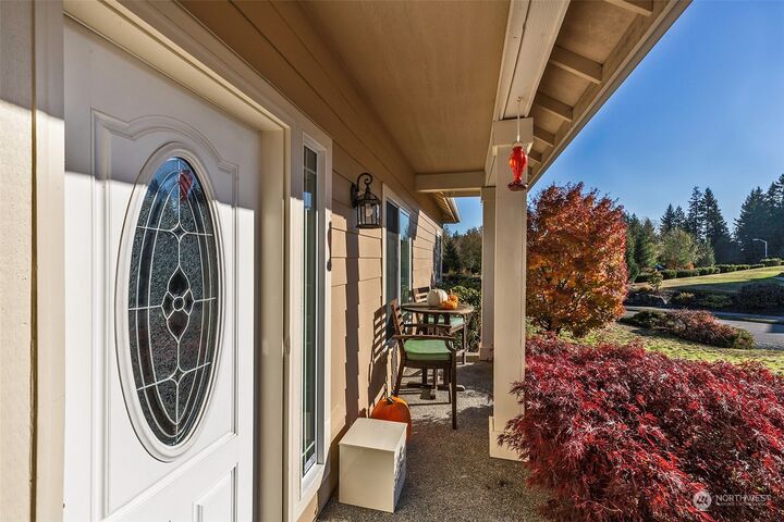 Property Photo: 7811 277th Street E WA 98338