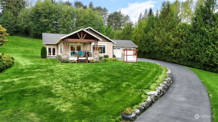 Property Photo:  8318 147th Avenue SE  WA 98290 