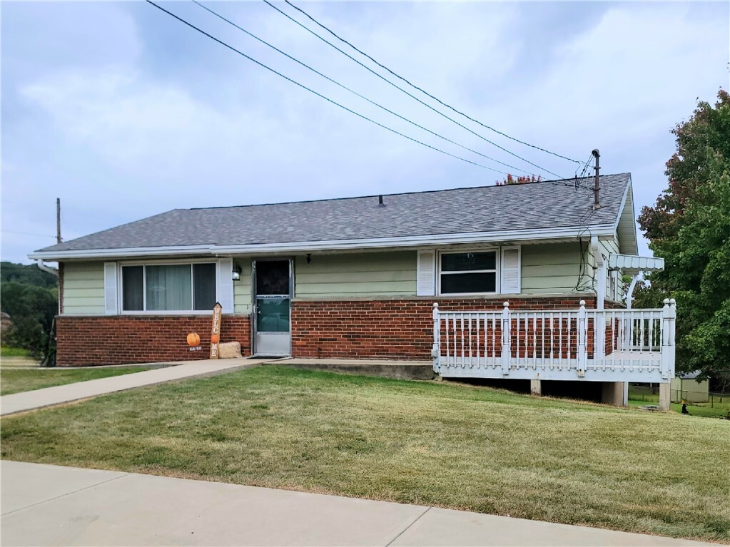Property Photo: 501 Dressel Rd PA 15101