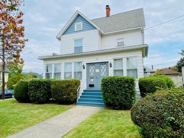 Property Photo:  101 Jefferson Street  PA 16365 