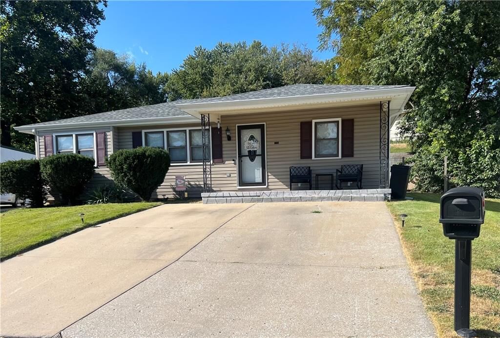 Property Photo:  2701 Cedar Street  MO 64503 