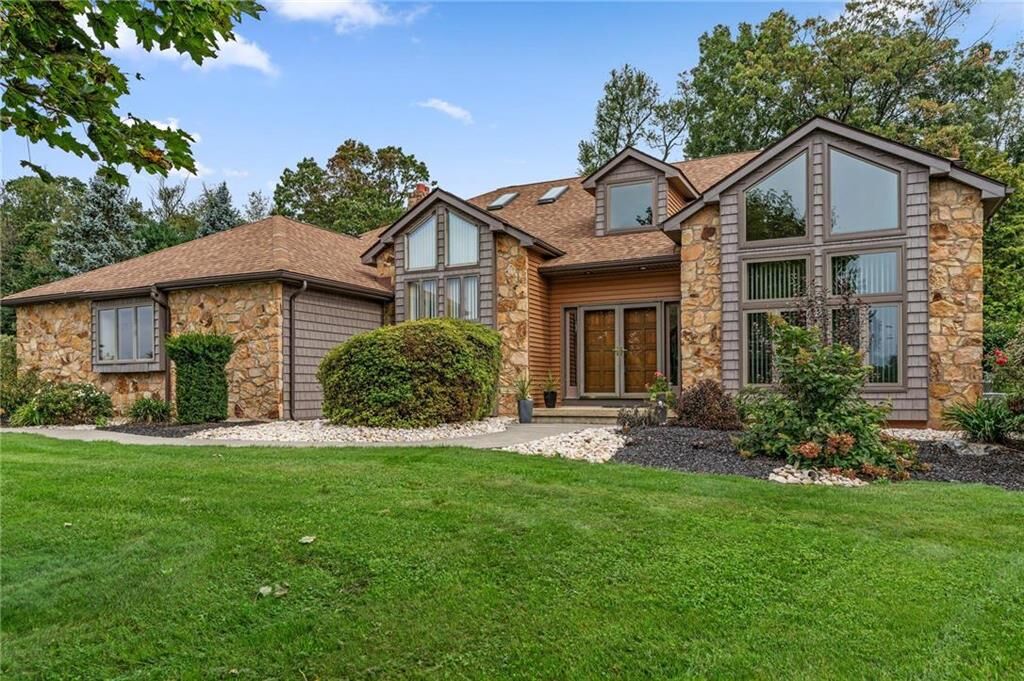 Property Photo: 7660 Lone Lane PA 18036