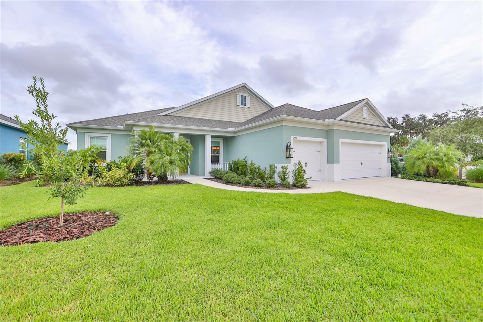 Property Photo:  13943 Old Creek Court  FL 34219 