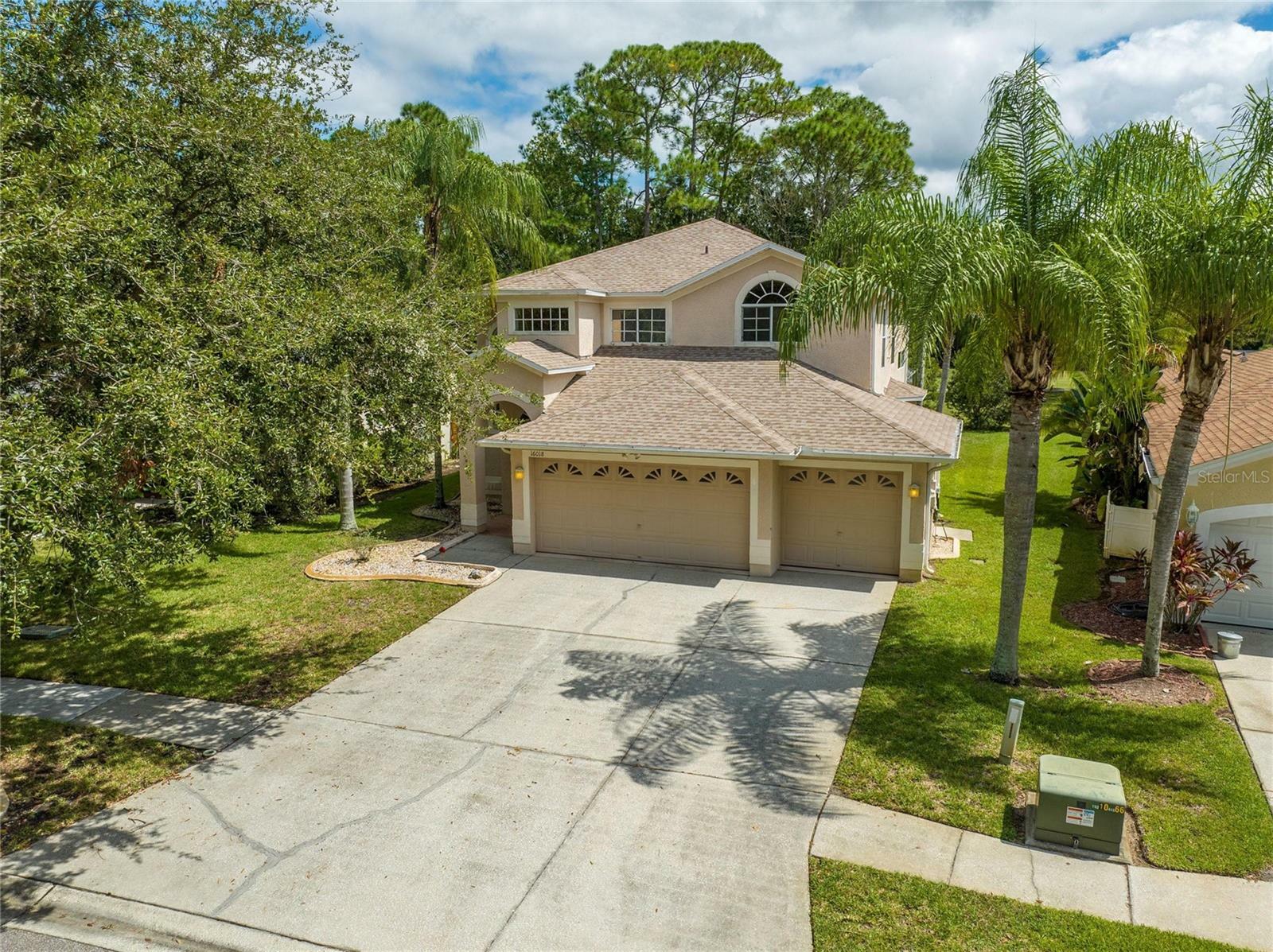 Property Photo:  16018 Shinnecock Drive  FL 33556 