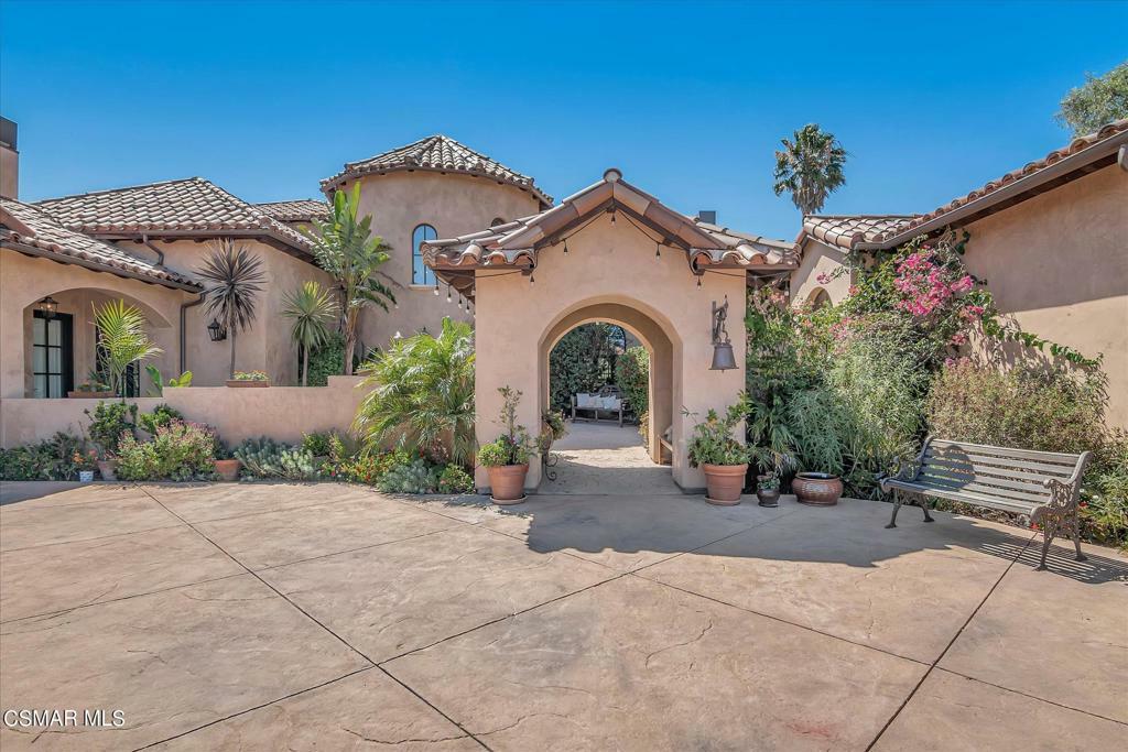 Property Photo:  2701 Vista Arroyo Drive  CA 93012 