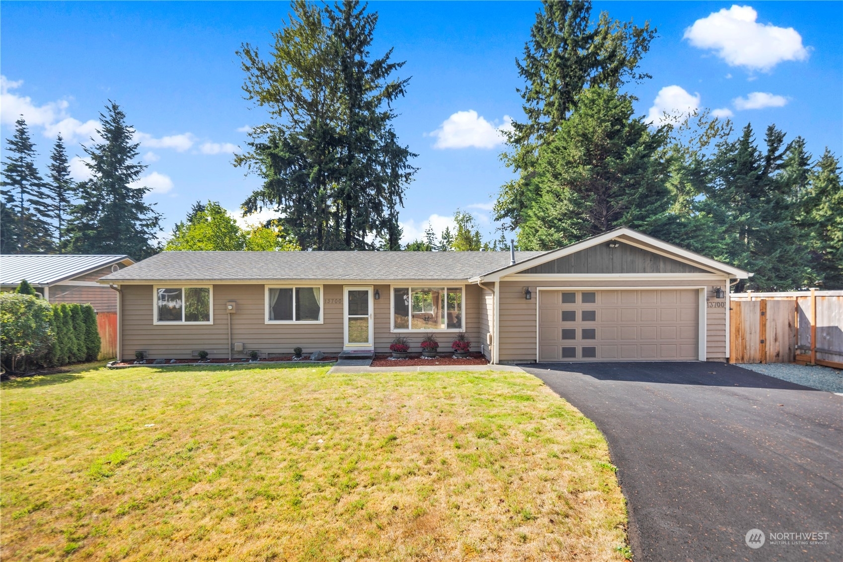 Property Photo: 13700 29th Avenue SE WA 98012