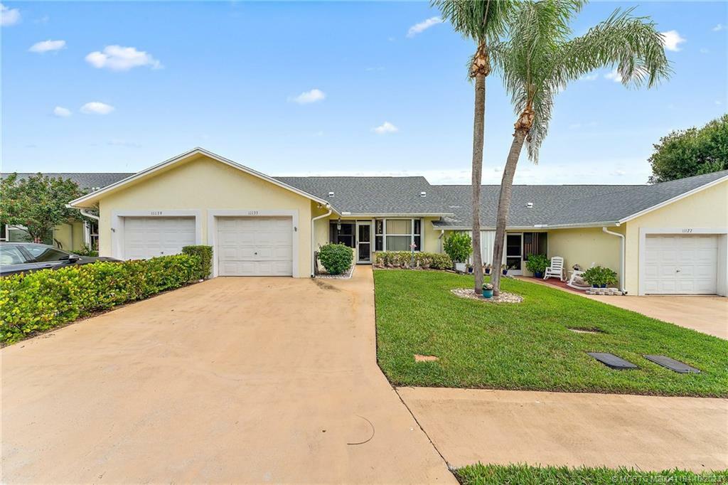 Property Photo: 11133 SE Sea Pines Circle FL 33455