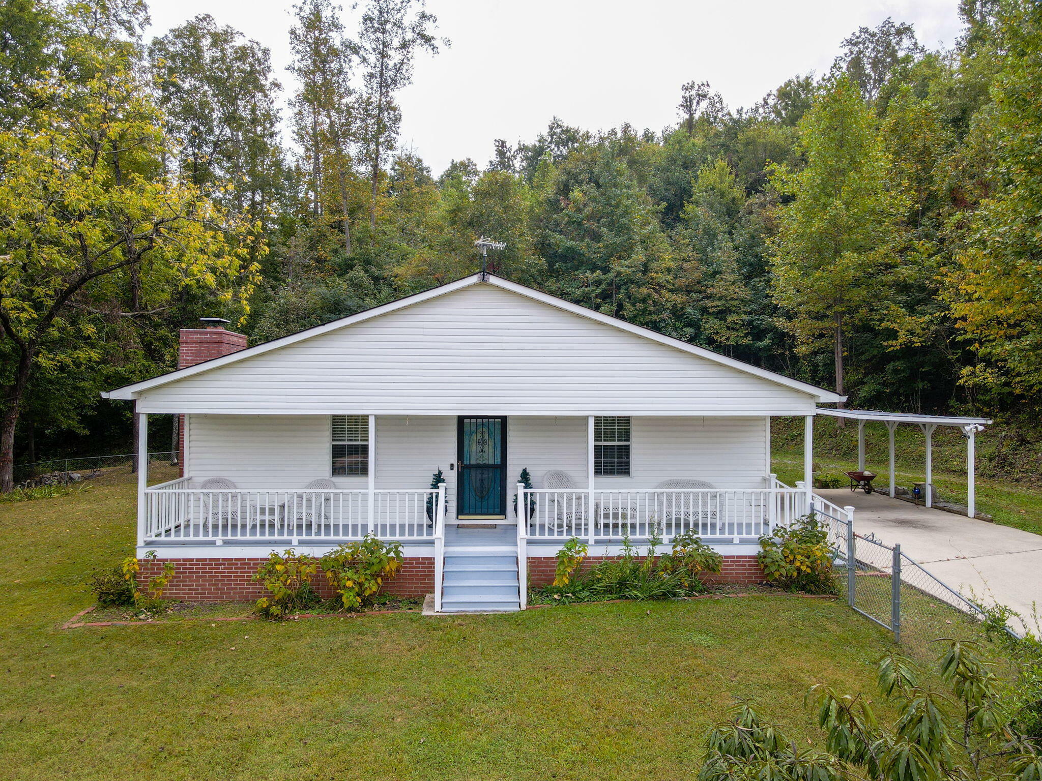 Property Photo:  9904 Rhea County Highway  TN 37321 