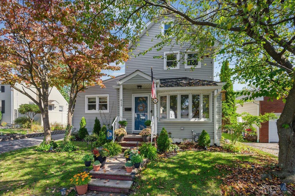 Property Photo:  613 Maplewood Avenue  NJ 07204 