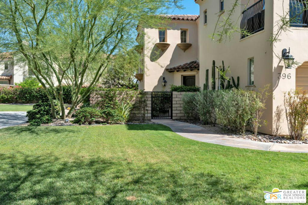 Property Photo:  396 Ameno Drive 28  CA 92262 