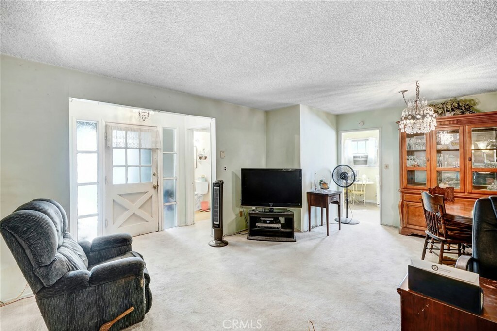 Property Photo:  10117 Gaynor Avenue  CA 91343 