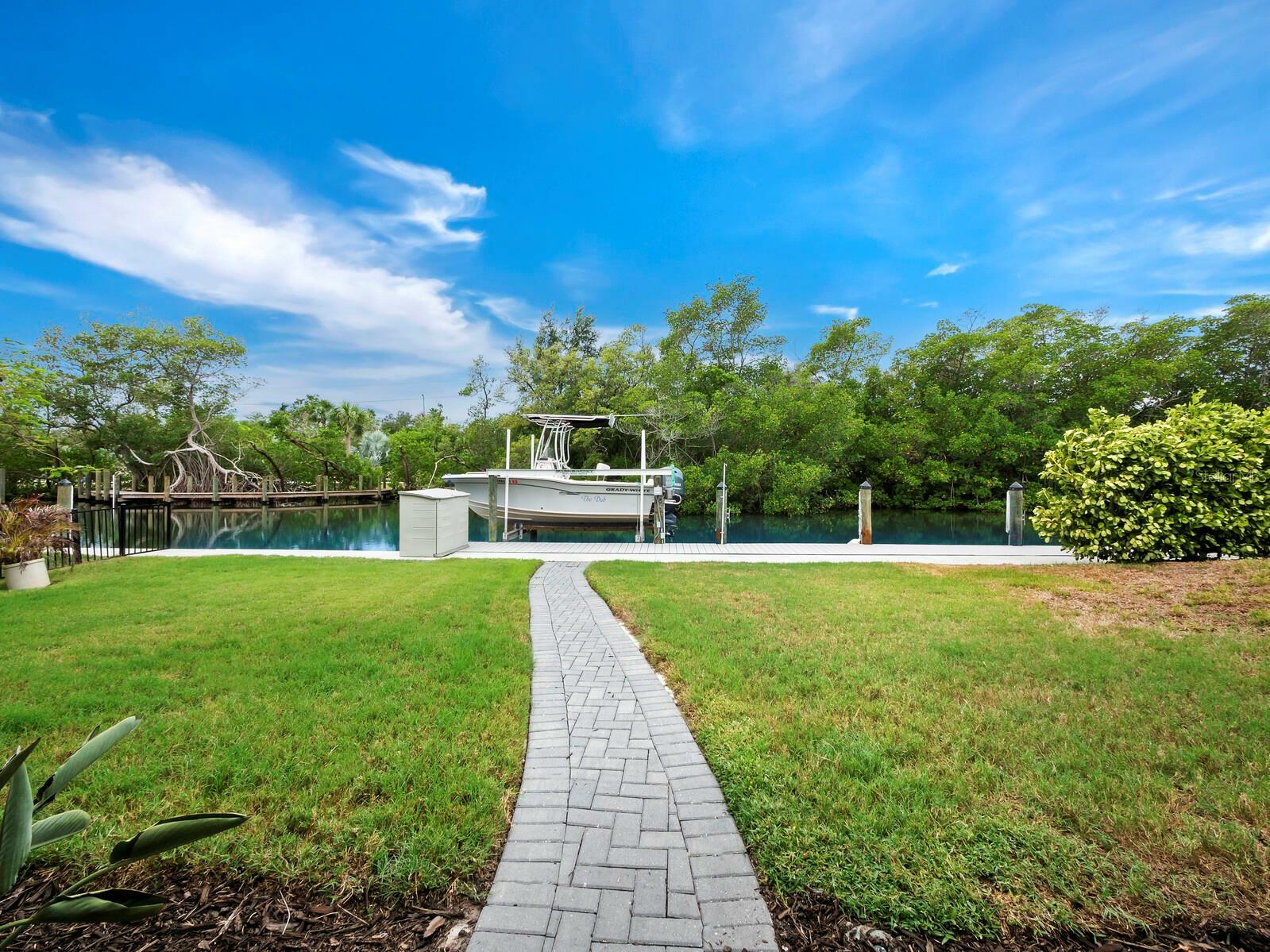 Property Photo:  7057 Longboat Drive N  FL 34228 