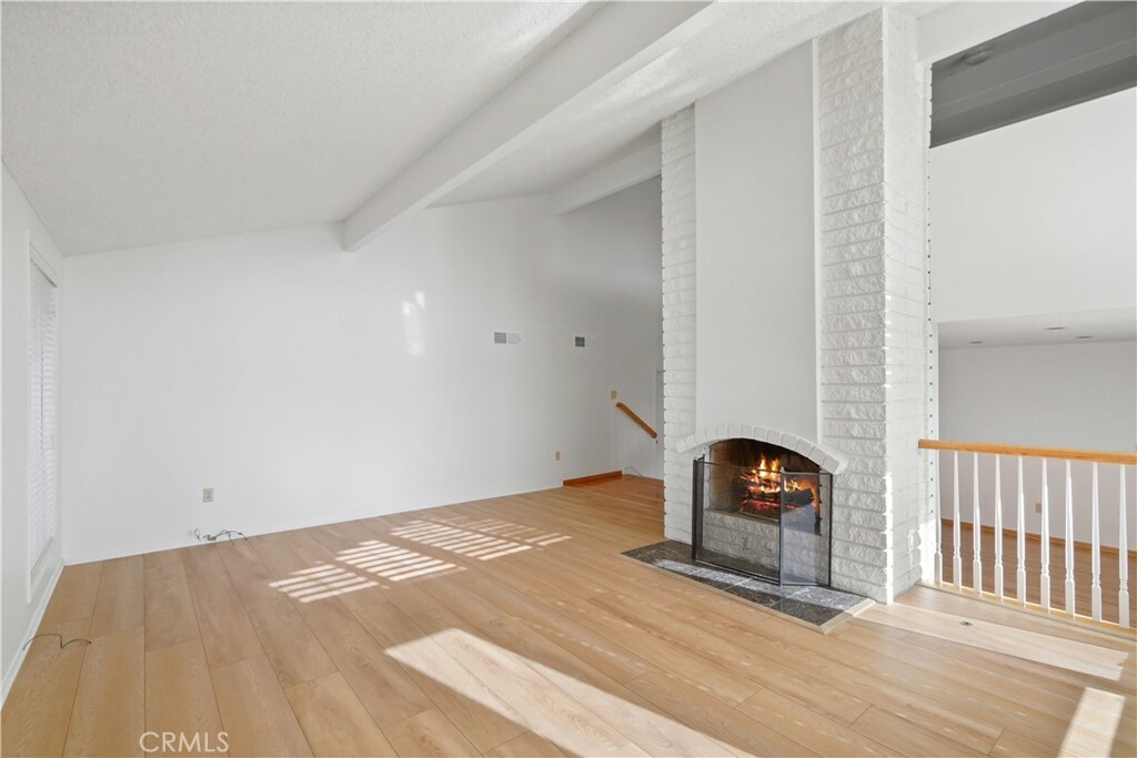 Property Photo:  11800 Thunderbird Avenue  CA 91326 