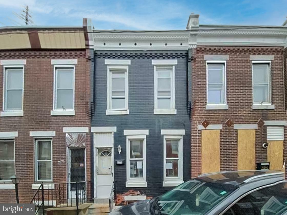 Property Photo: 828 E Hilton Street PA 19134