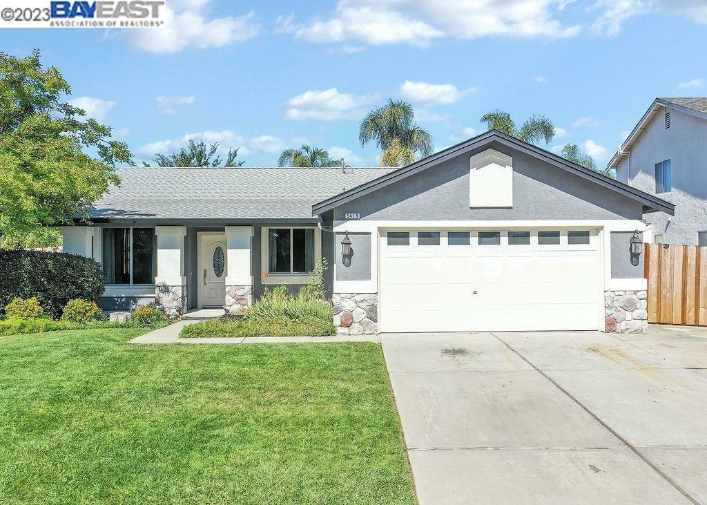 Property Photo:  5419 Lakespring Dr  CA 94561 