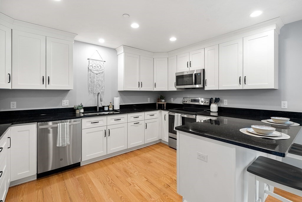 Property Photo: 168 Lowell St 36 MA 01887
