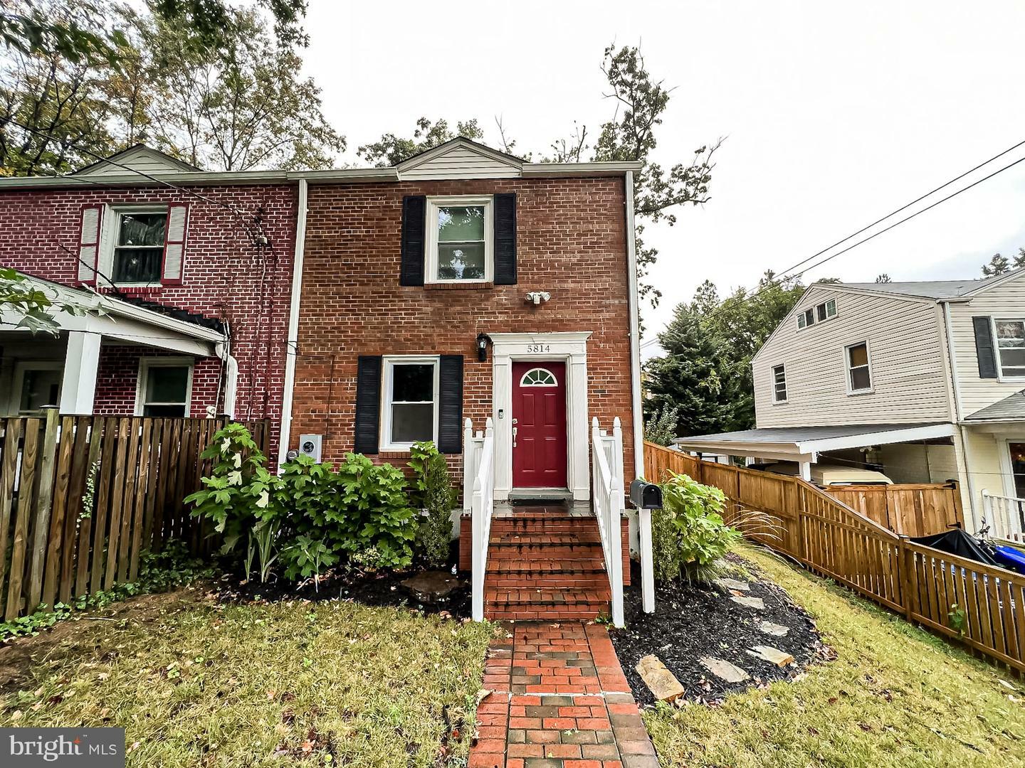 Property Photo:  5814 Biscayne Drive  VA 22303 