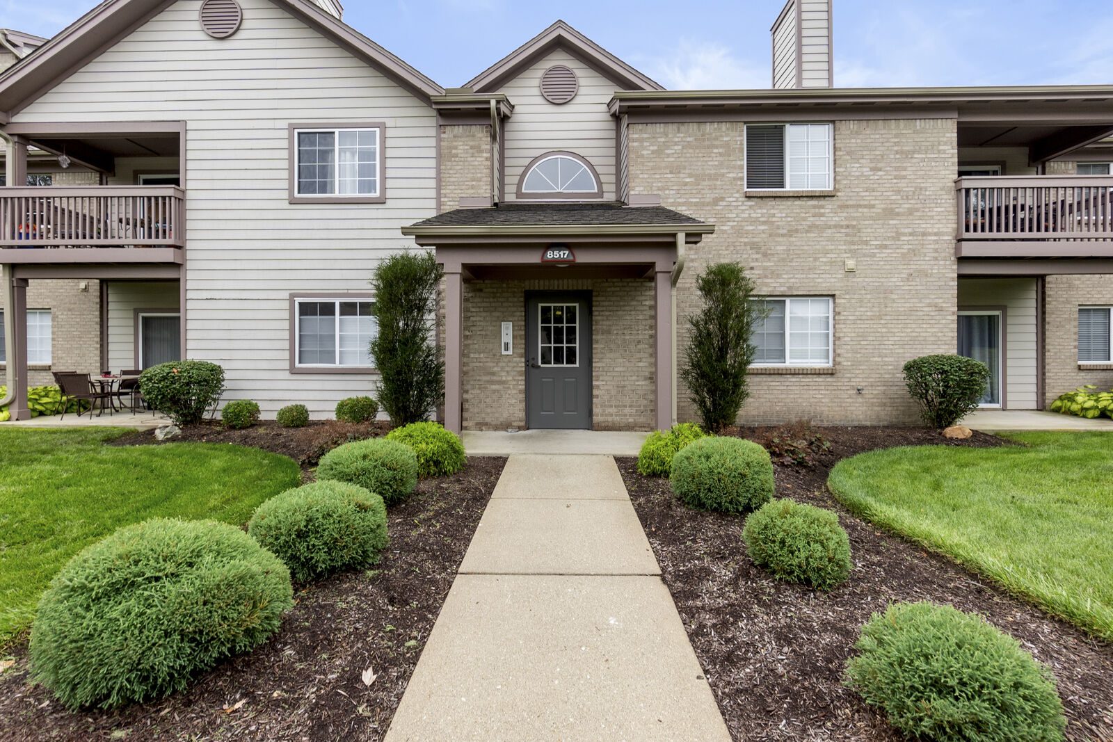 Property Photo: 8517 Breezewood Ct 205 OH 45069
