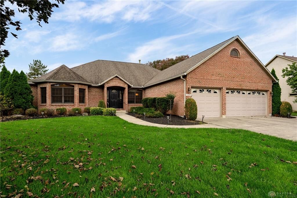 Property Photo: 6691 Stillmead Drive OH 45414