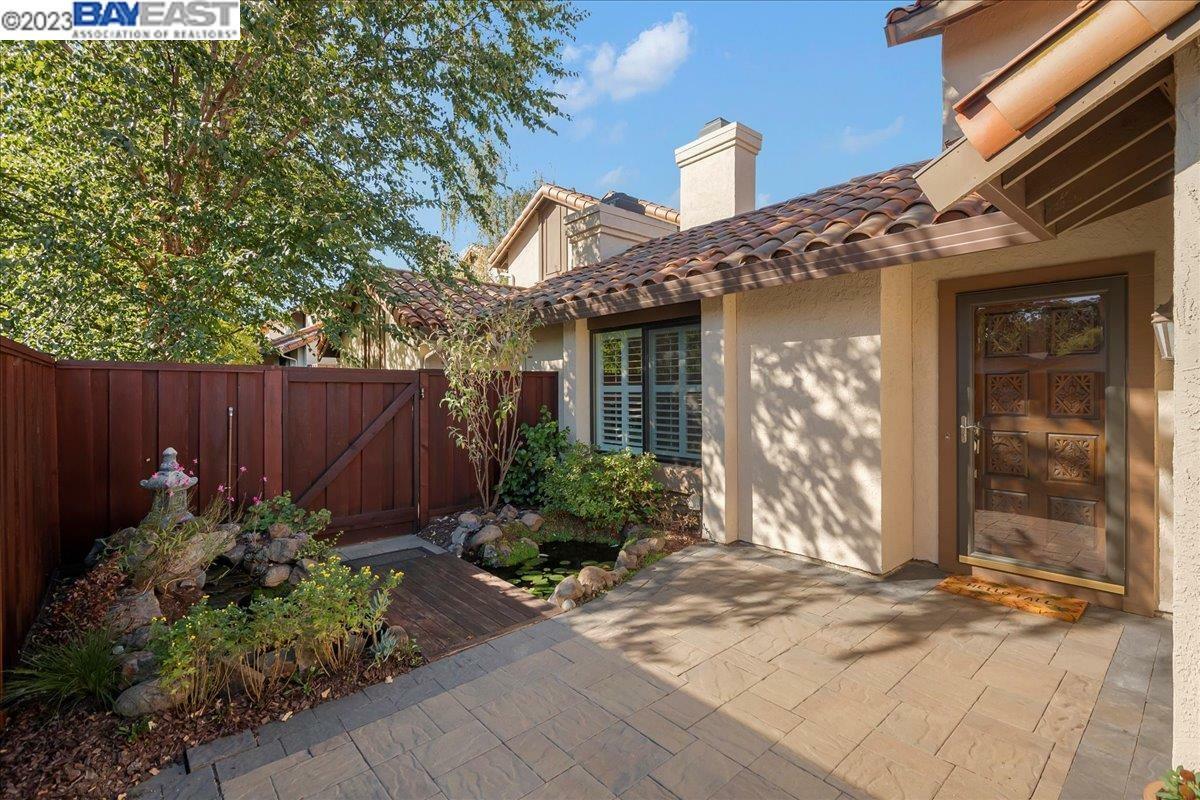 Property Photo: 365 Pimlico Dr. CA 94597
