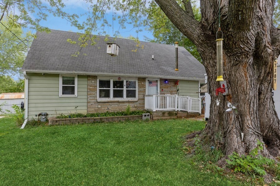 Property Photo:  7307 SW 12th Street  IA 50315 