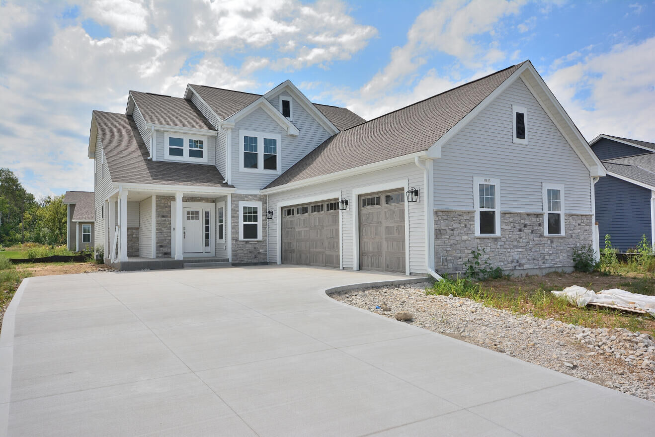 Property Photo: 1677 Mamerow Ln WI 53066
